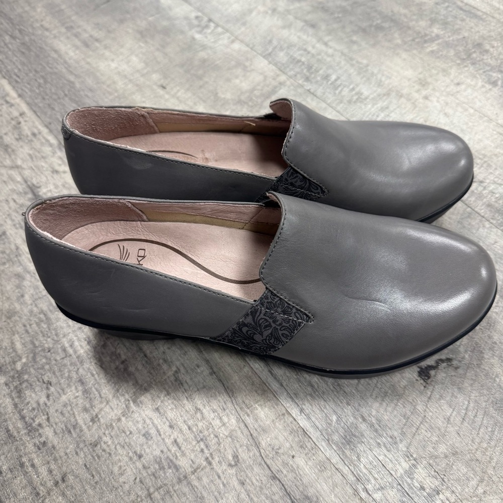 DANSKO JESSICA Leather Clogs Dress Casual Shoes 9705940294 Women's Sz 39 / 7.5